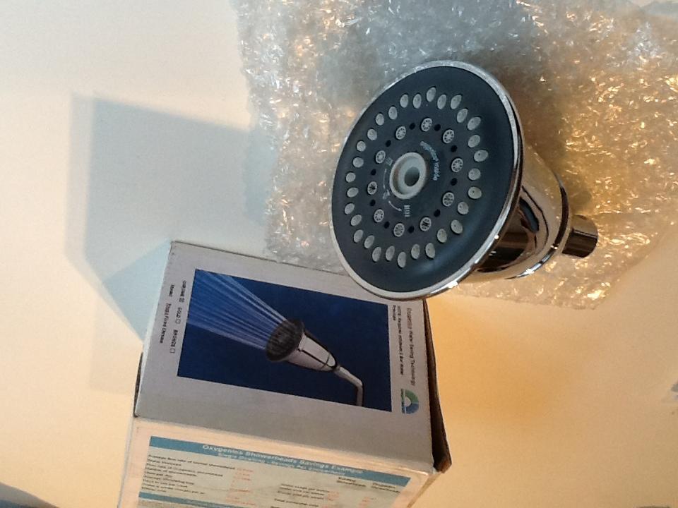 OXYGENICS TRISPA overhead shower head 3 spray functions