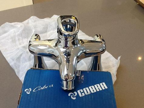  ** 4  available  ** 758LH COBRA CHIRON bath/shower mixer, loop handle, deck mounted