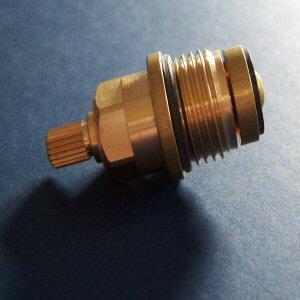 E950470NU  PLAZA  1/2 inch Rubber Valve