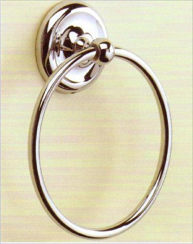 TRC04 Towel Ring chrome